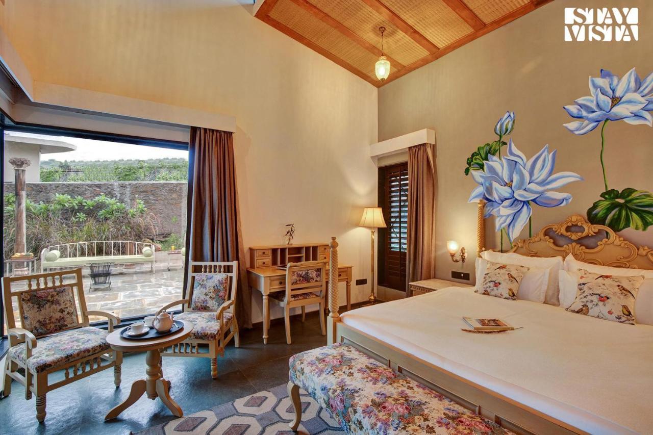 Stayvista'S The Earthen Boutique - City Escape With Spacious Pool, Terrace, Lawn & Indoor-Outdoor Games Udaipur Exterior foto